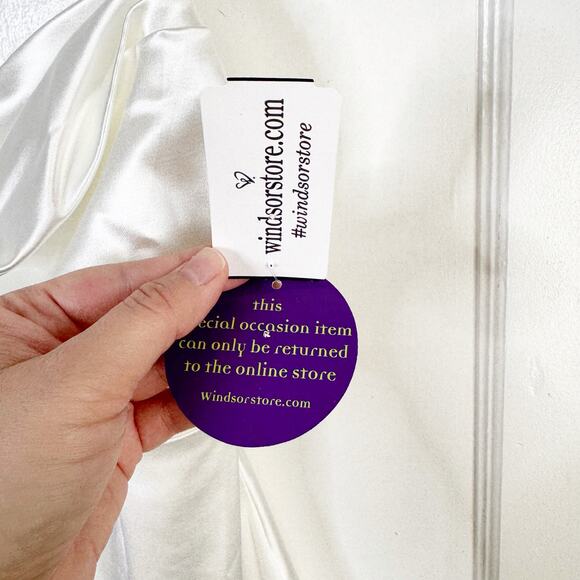 Windsor Lola High Slit White Satin Maxi Dress Bridal Event Sexy Dance NEW Size S - Picture 7 of 16